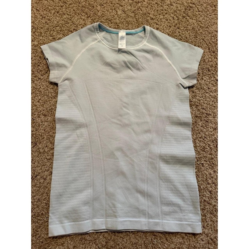Ivivva girls size 12 Short Sleeve top